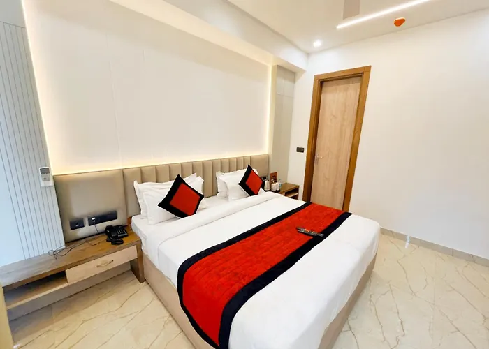 Boutique King Room