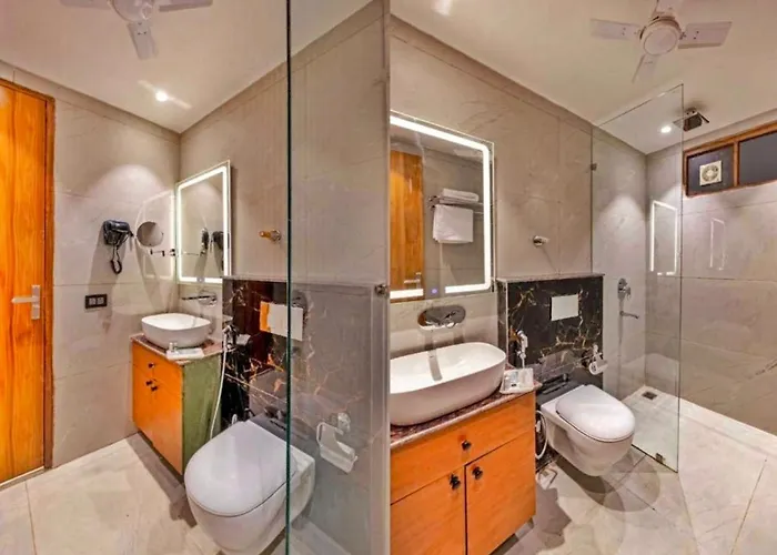 Deluxe Room _Street View